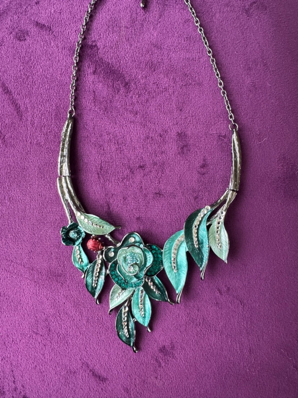 Women’s Turquoise Floral Statement Necklace